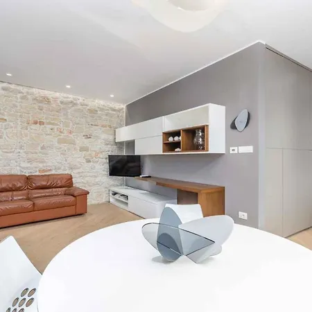 In - Istrien 43563 Rovinj